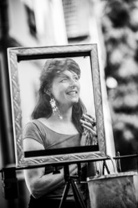 DES YEUX COMME DES HUBLOTS