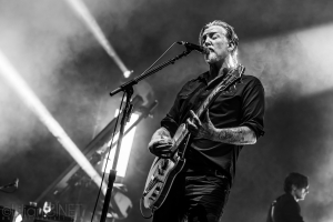 QUEENS OF THE STONE AGE